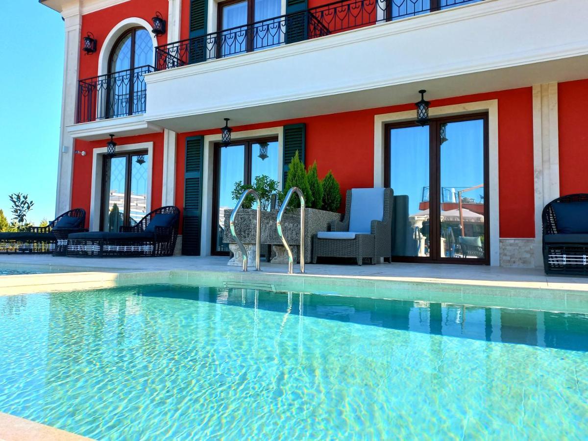 Eco Therma Village Kranevo Exterior photo Villa in Porto, Portugal