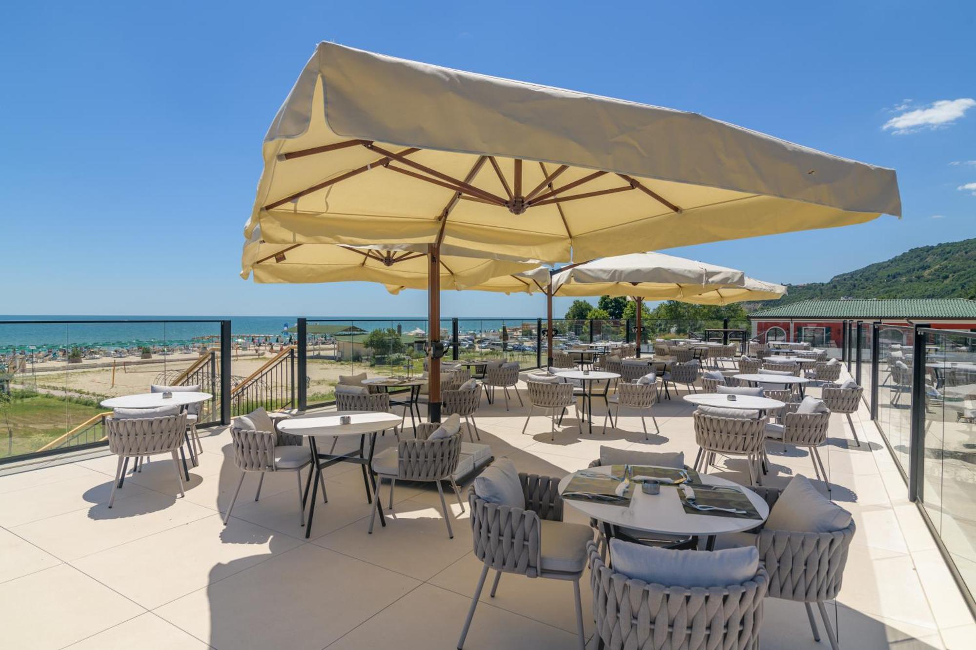 Eco Therma Village Kranevo Exterior photo The beach of the hotel