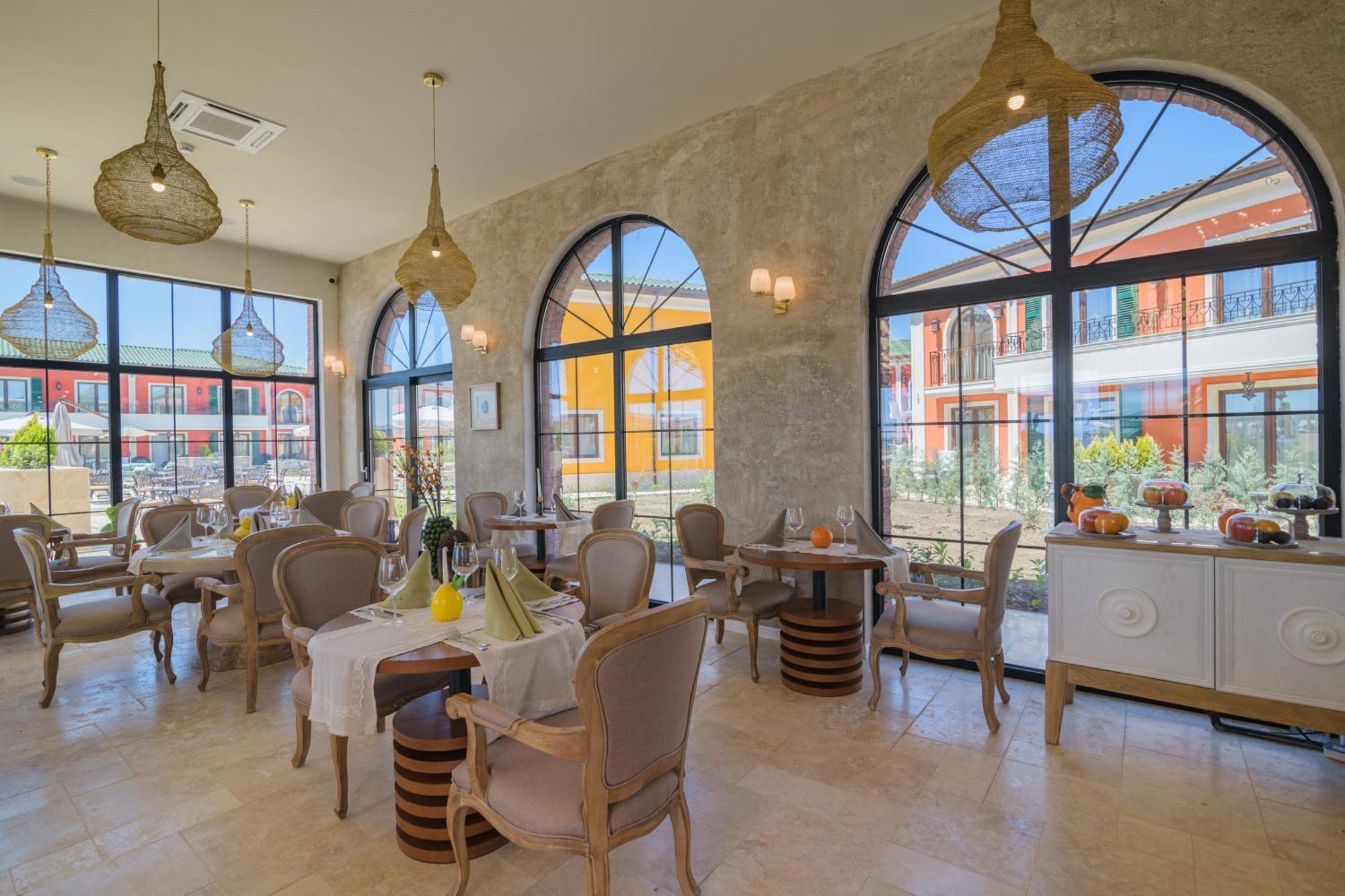 Eco Therma Village Kranevo Exterior photo Restaurant